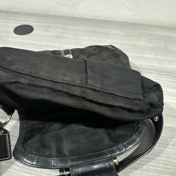 Coach 10296 Small Soho Black Signature C Canvas Shoulder Bag Y2K Vintage Authen - Picture 15 of 16